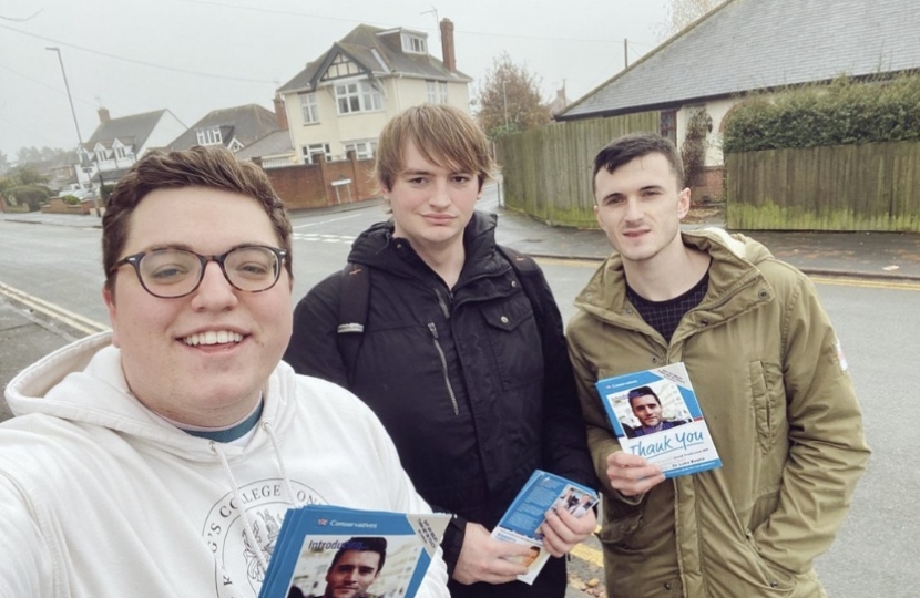 Bpsworth Young Conservatives on the Campaign Trail